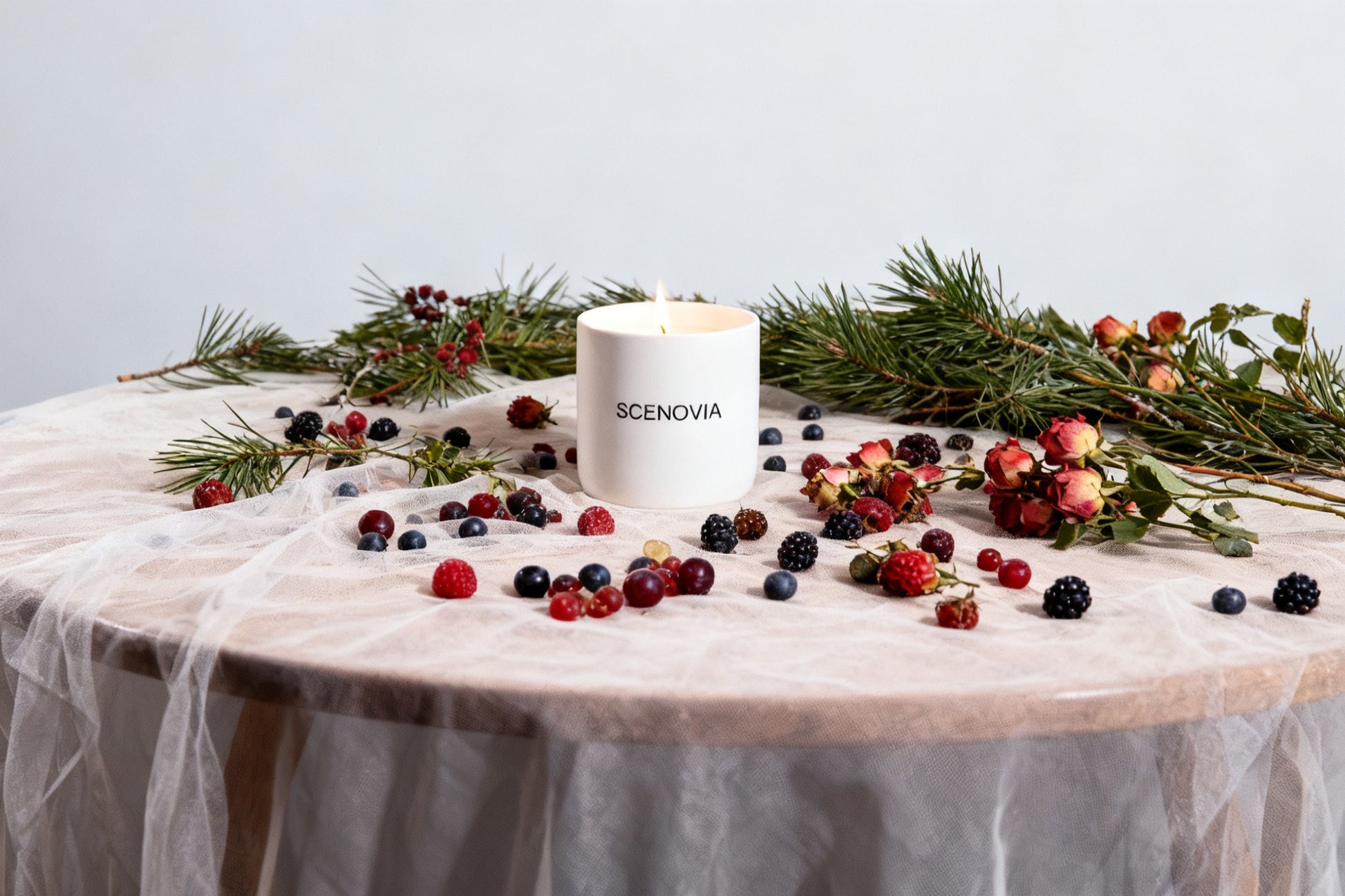 SCENOVIA Luxury Aromatherapy Scented Candle Berry Rose Kiln-Fired Reusable Ceramic Vessel for Home Decor & Aromatherapy