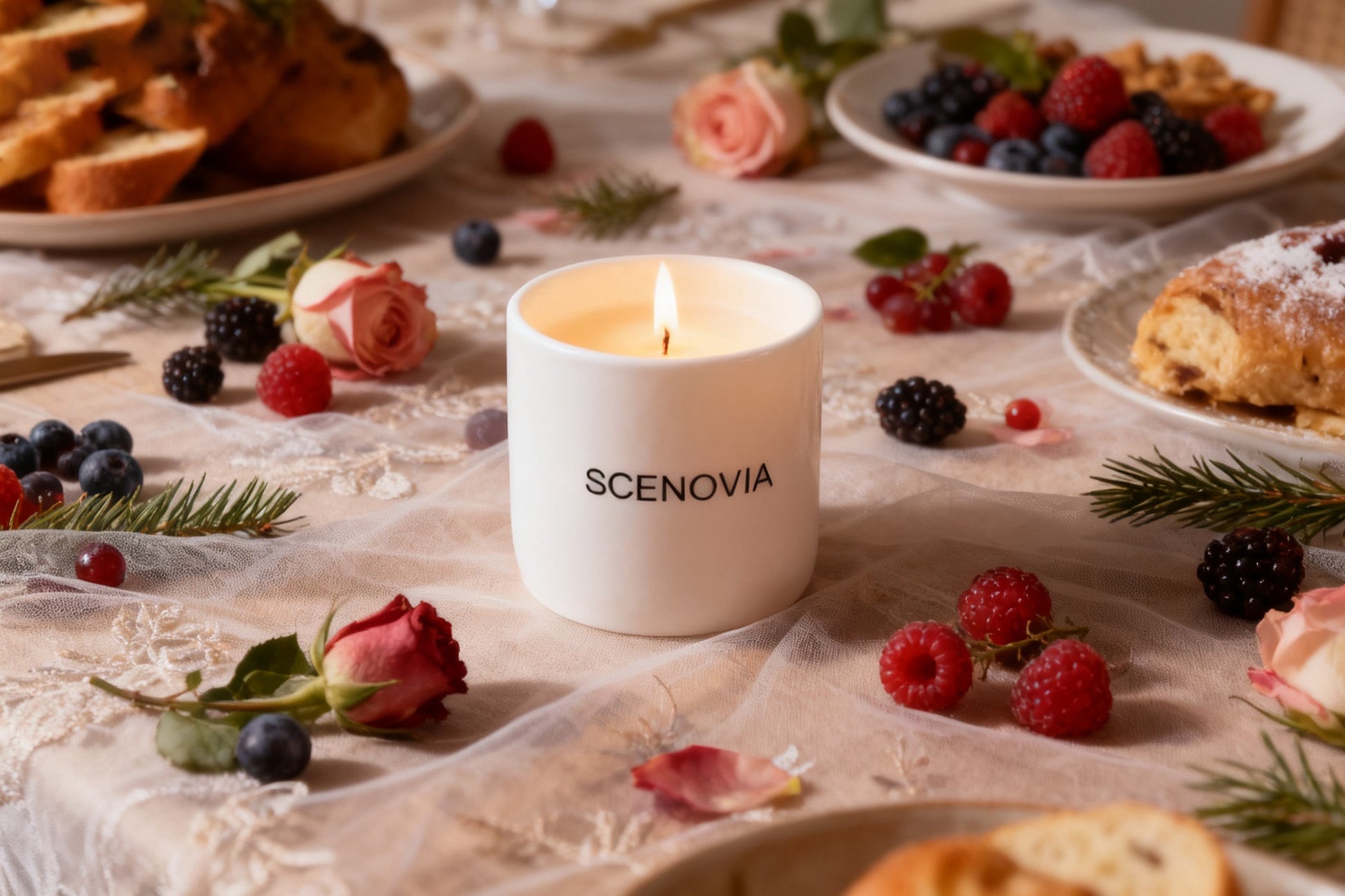 SCENOVIA Luxury Scented Candle Berry Rose for Christmas Gift